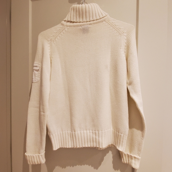 Calvin Klein sweater - Picture 4 of 4